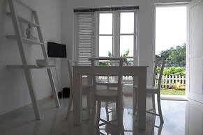 White Villa Ambalangoda