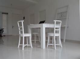 White Villa Ambalangoda