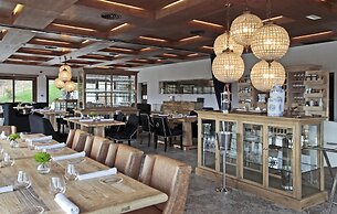 Puebloastur Eco-Resort Wellness & Spa