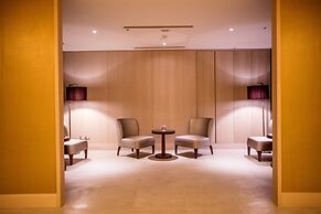 Fullon Hotel Taoyuan Airport Access MRT A8