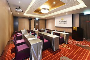 Fullon Hotel Taoyuan Airport Access MRT A8