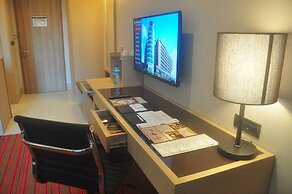 Fullon Hotel Taoyuan Airport Access MRT A8