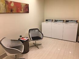 Fullon Hotel Taoyuan Airport Access MRT A8