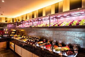 Fullon Hotel Taoyuan Airport Access MRT A8