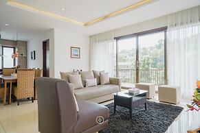 Chamomile Hill View 6BR Villa with a Private Pool