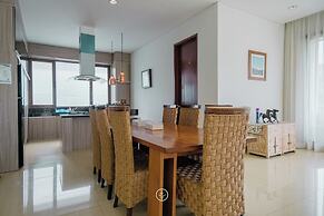 Chamomile Hill View 6BR Villa with a Private Pool