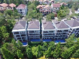 Chamomile Hill View 6BR Villa with a Private Pool