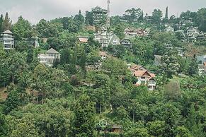 Chamomile Hill View 6BR Villa with a Private Pool