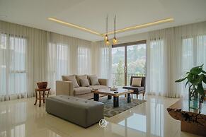 Chamomile Hill View 6BR Villa with a Private Pool