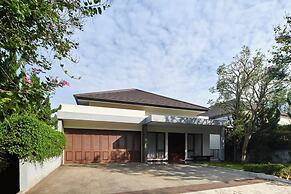 Chamomile Hill View 6BR Villa with a Private Pool