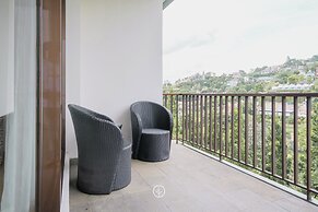 Chamomile Hill View 6BR Villa with a Private Pool