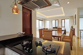 Chamomile Hill View 6BR Villa with a Private Pool