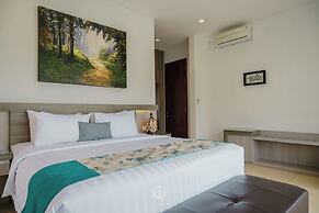 Chamomile Hill View 6BR Villa with a Private Pool