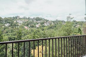 Chamomile Hill View 6BR Villa with a Private Pool