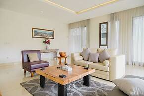 Chamomile Hill View 6BR Villa with a Private Pool