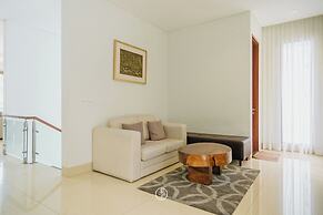 Chamomile Hill View 6BR Villa with a Private Pool