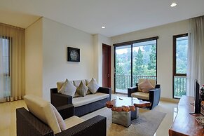 Chamomile Hill View 6BR Villa with a Private Pool