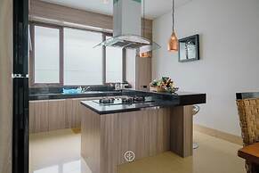 Chamomile Hill View 6BR Villa with a Private Pool