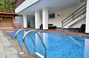 Chamomile Hill View 6BR Villa with a Private Pool