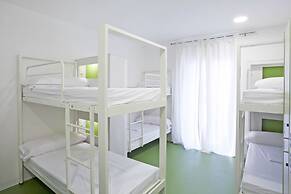 Sant Jordi Hostels Gracia