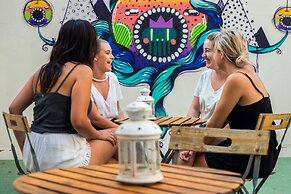 Sant Jordi Hostels Gracia