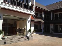 Chalouvanh Hotel