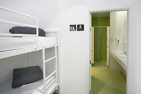 Sant Jordi Hostels Rock Palace