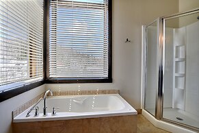 Les Condos du Lac Taureau