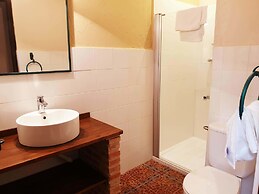 Hospedium Hotel Val de Pinares