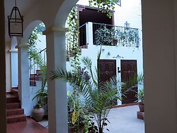 Hospedium Hotel Val de Pinares