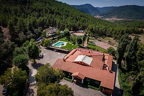 Hospedium Hotel Val de Pinares