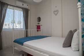 Paphos Love Hut Apartment