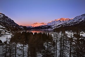 Maloja Palace Apartments