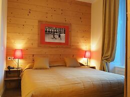 Maloja Palace Apartments