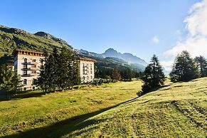 Maloja Palace Apartments