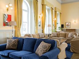 Maloja Palace Apartments