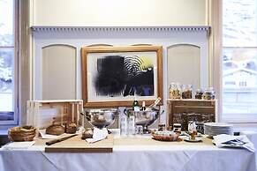 Maloja Palace Apartments