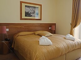 Maloja Palace Apartments