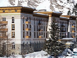 Maloja Palace Apartments