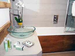 Maloja Palace Apartments