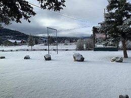 South Fork Lodge & RV Park