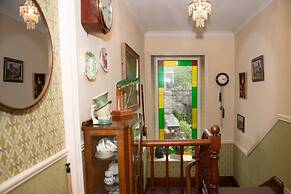 Milton House Studio Apartment Suites