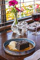 Harper's Steakhouse with Rooms, Southampton Swanwick Marina