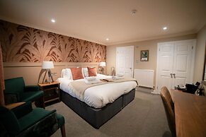 Harper's Steakhouse with Rooms, Southampton Swanwick Marina