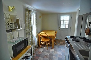 RiverWood Inn