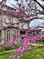 Garth Woodside Mansion B&B