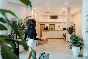 Sunshine Tower Hotel