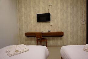 Baan Iyara Boutique City Hotel