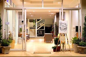 Baan Iyara Boutique City Hotel