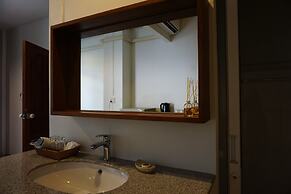 Baan Iyara Boutique City Hotel